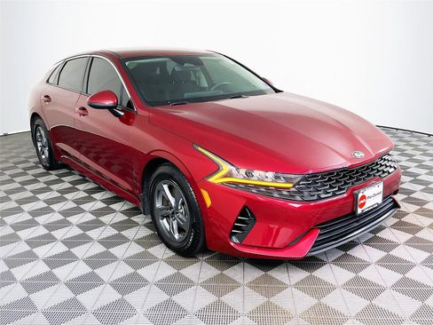 Used 2021 Kia K5 LX FWD image 1