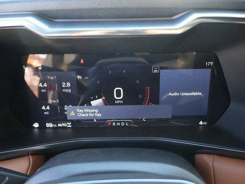 New 2025 GMC Canyon AT4 w/ Nightfall Edition image 32