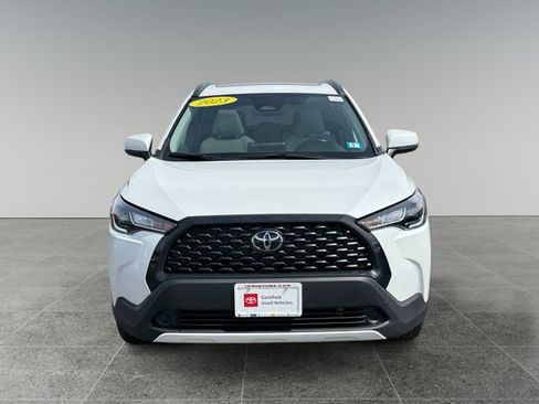 Used 2023 Toyota Corolla Cross LE w/ Moonroof Package AWD/4WD image 9