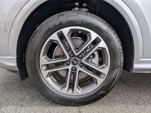 New 2025 Audi Q5 Premium image 13