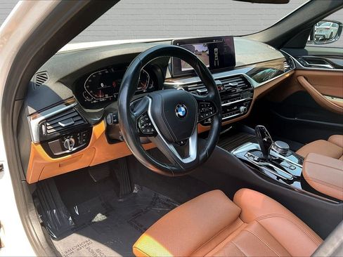 Used 2021 BMW 530i xDrive AWD/4WD image 14