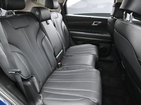 Used 2024 Genesis GV80 2.5T AWD/4WD image 31