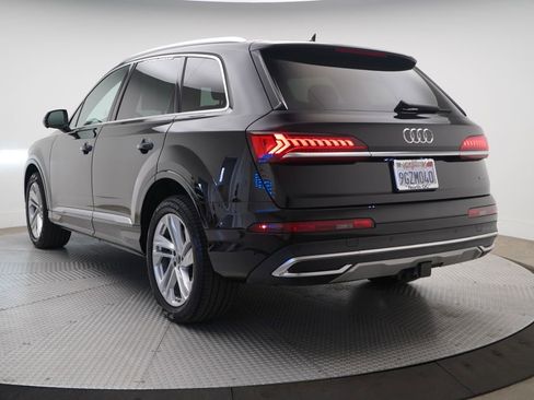 Used 2023 Audi Q7 2.0T Premium w/ Convenience Package AWD/4WD image 3