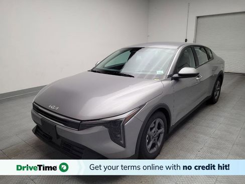 Used 2025 Kia K4 FWD image 1