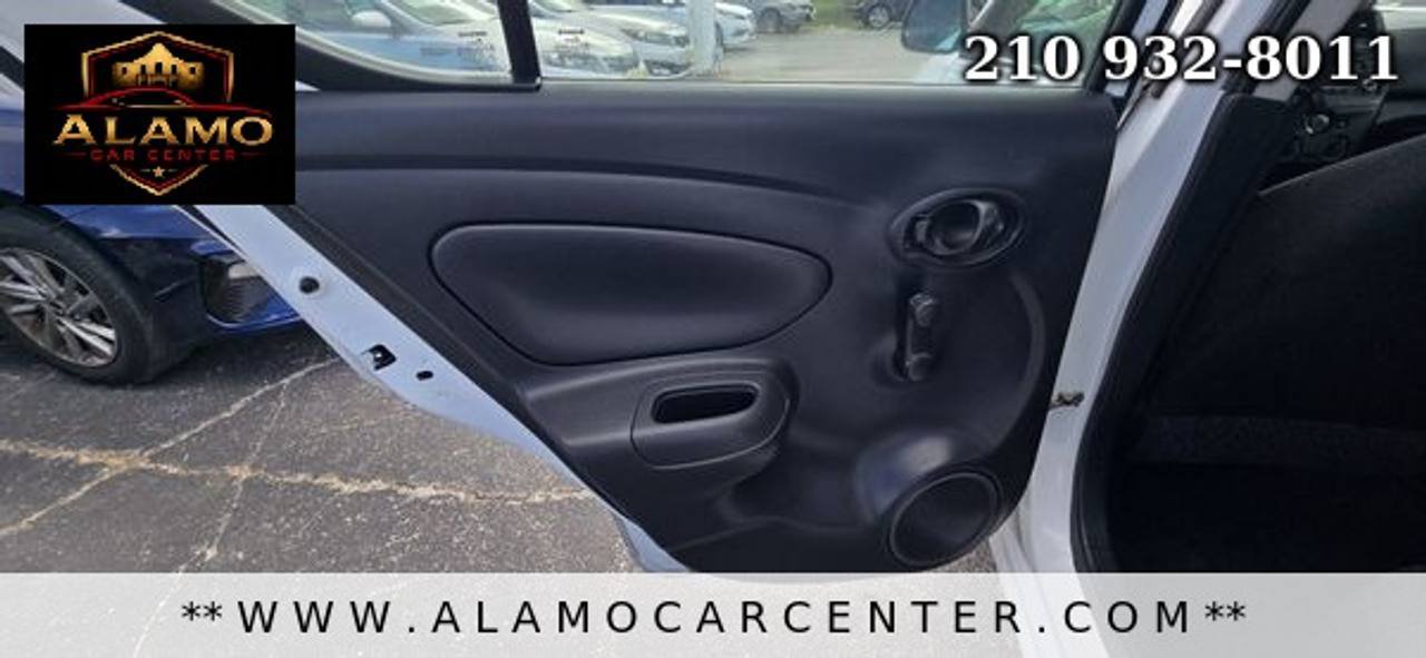 Used 2015 Nissan Versa S Plus FWD image 26
