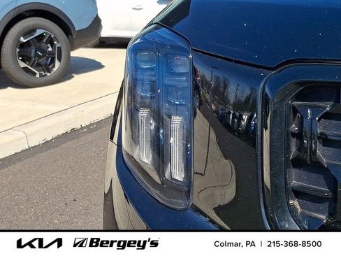 Used 2025 Kia Telluride SX X-Line AWD/4WD image 11