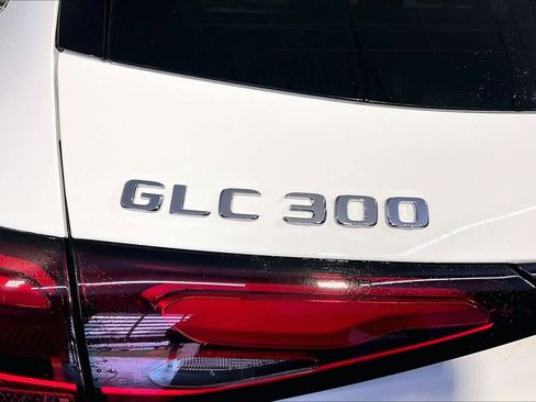 New 2026 Mercedes-Benz GLC 300 4MATIC image 6