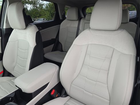 New 2026 Kia Sportage SX image 22