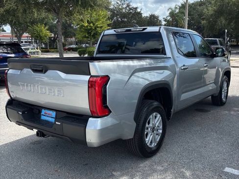 Used 2025 Toyota Tundra SR5 w/ SR5 Premium Package AWD/4WD image 6