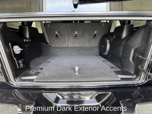 Used 2021 Jeep Wrangler Unlimited Sahara AWD/4WD image 24