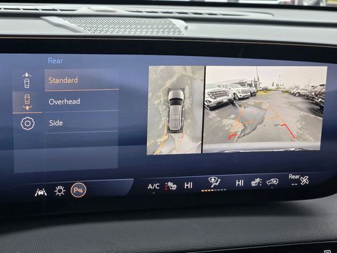 Certified 2025 Buick Enclave Sport Touring image 19