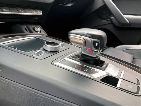 Used 2018 Audi Q5 2.0T Premium Plus w/ Premium Plus Package image 15