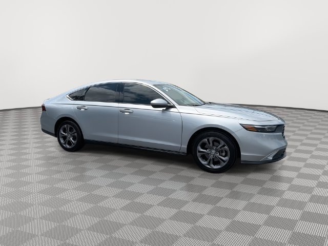 Used 2023 Honda Accord EX image 14
