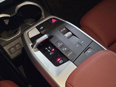 New 2026 BMW X1 xDrive28i image 11