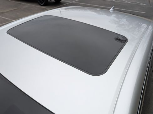 Used 2019 Lexus LS 500h LS 500h image 14