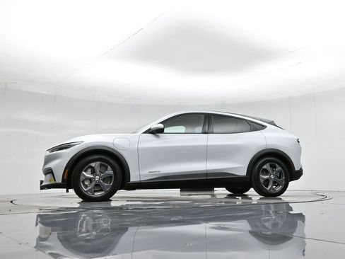 Certified 2021 Ford Mustang Mach-E Select image 51