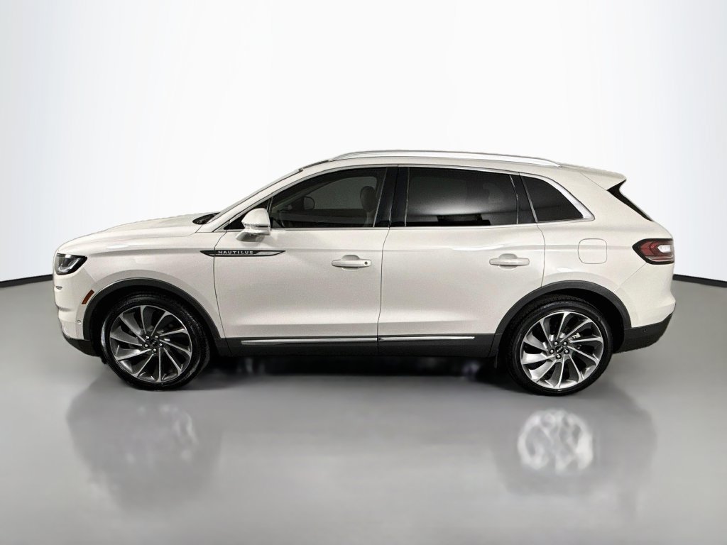 Used 2021 Lincoln Nautilus Reserve w/ Equipment Group 201A FWD image 4