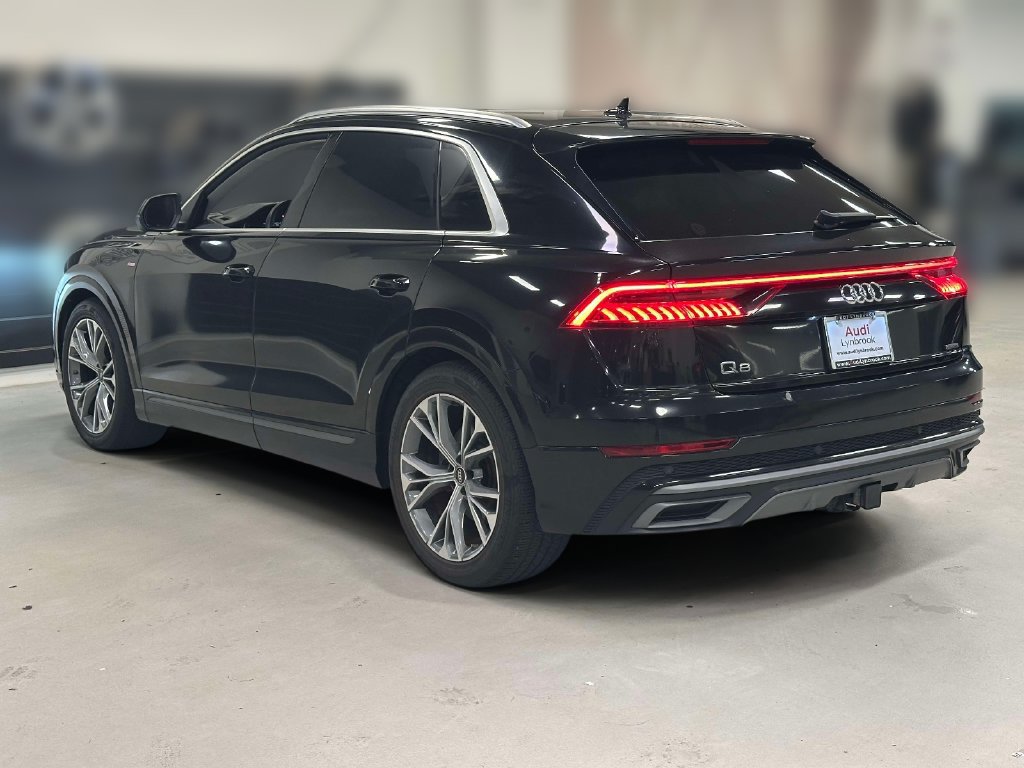 Used 2023 Audi Q8 Prestige w/ Prestige Package AWD/4WD image 6