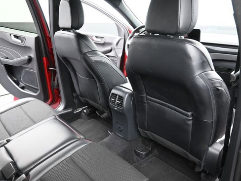 Used 2025 Ford Escape ST-Line image 14