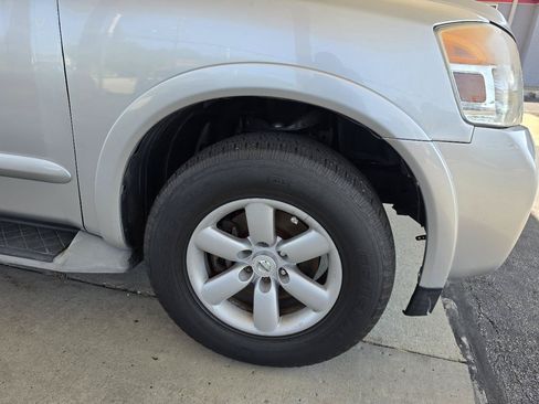 Used 2012 Nissan Armada SV AWD/4WD image 31