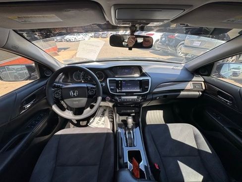 Used 2016 Honda Accord EX image 14