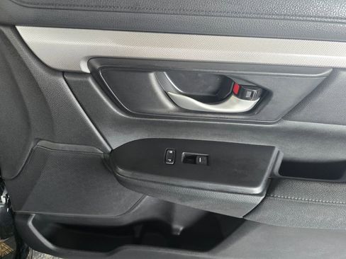 Used 2021 Honda CR-V LX image 18