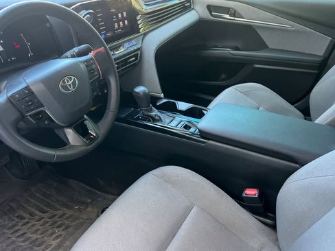 Used 2025 Toyota Camry LE w/ Convenience Package FWD image 14