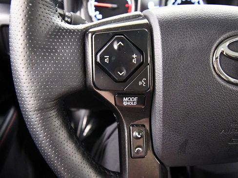 Used 2023 Toyota 4Runner TRD Off-Road Premium w/ Moonroof Package AWD/4WD image 21
