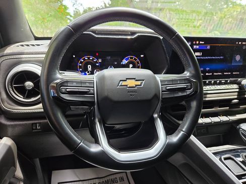 Used 2025 Chevrolet Colorado LT RWD image 29