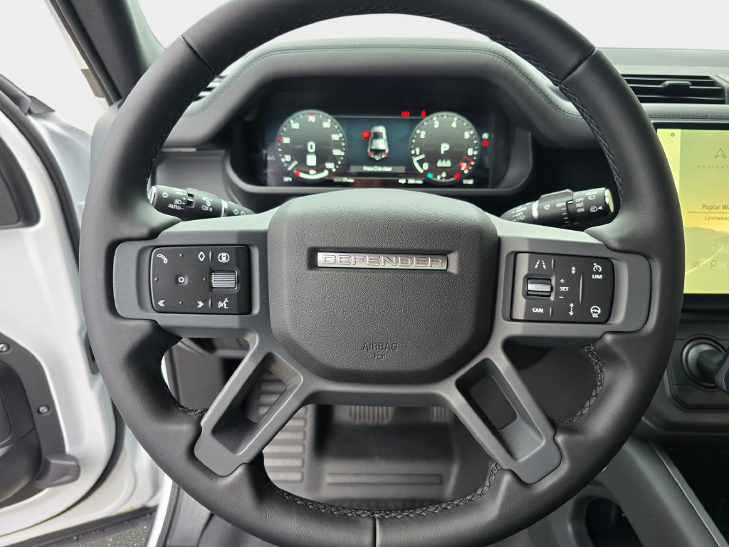 New 2026 Land Rover Defender 110 X-Dynamic SE AWD/4WD image 16