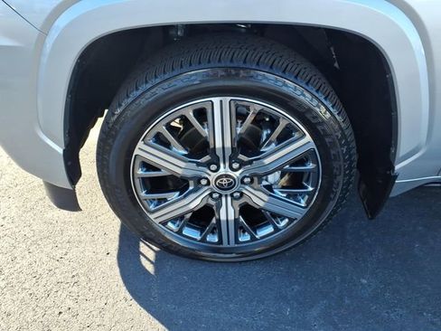 Used 2023 Toyota Sequoia Capstone image 4