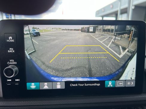 Used 2025 Honda CR-V Sport-L image 17