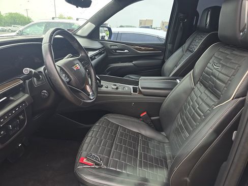 Used 2024 Cadillac Escalade Sport Platinum AWD/4WD image 8