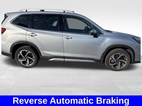 Used 2022 Subaru Forester Touring w/ Popular Package #2 image 10