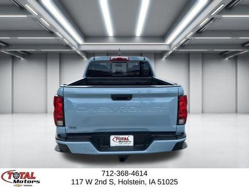 Used 2025 Chevrolet Colorado LT w/ Advanced Trailering Package AWD/4WD image 7