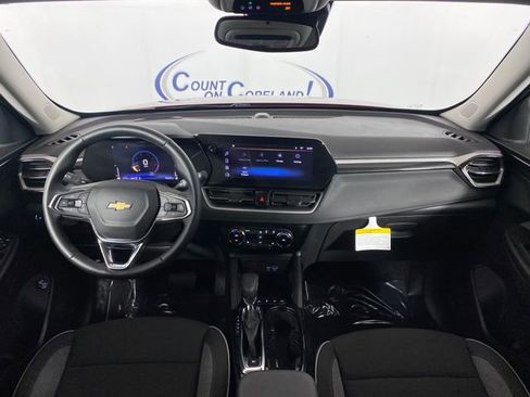 Certified 2026 Chevrolet TrailBlazer LT w/ Convenience Package AWD/4WD image 14
