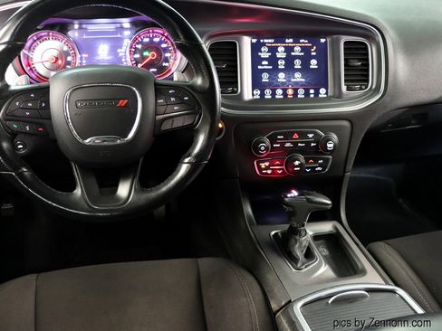 Used 2019 Dodge Charger GT image 17
