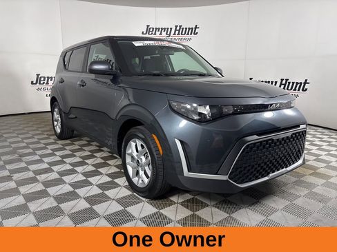 Used 2025 Kia Soul LX image 4