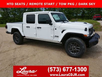 New 2026 Jeep Gladiator Sport