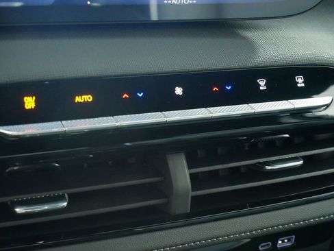 New 2026 Buick Enclave Preferred w/ Power Package image 25