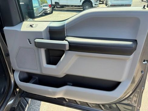 Used 2016 Ford F150 XLT w/ Equipment Group 302A Luxury AWD/4WD image 34