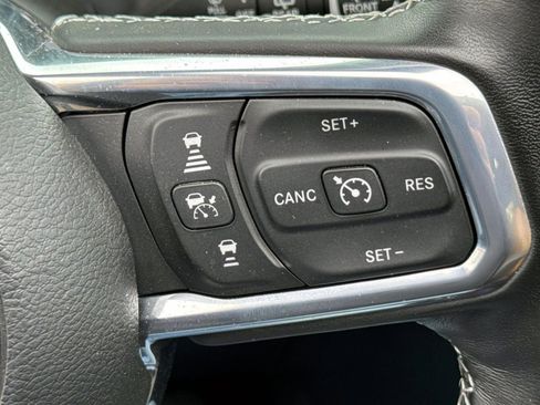 Used 2023 Jeep Wrangler Unlimited Rubicon 4xe w/ Safety Group AWD/4WD image 17
