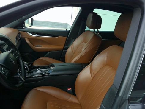 Used 2019 Maserati Levante AWD/4WD image 81