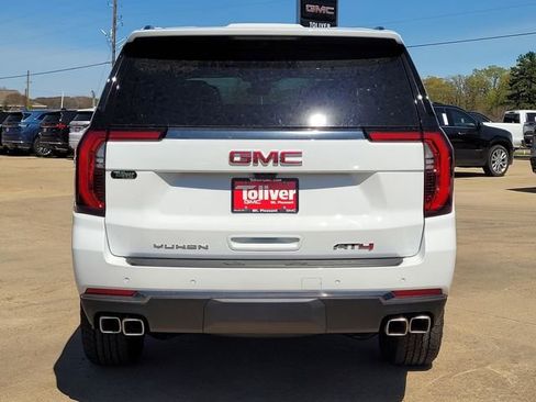 New 2026 GMC Yukon XL AT4 AWD/4WD image 6
