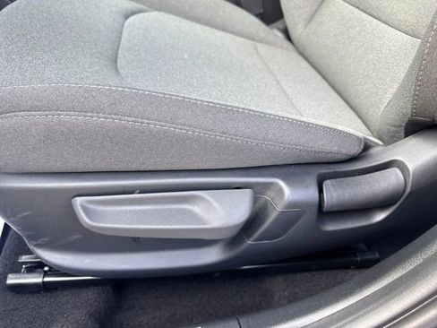 Used 2025 Kia K4 FWD image 20