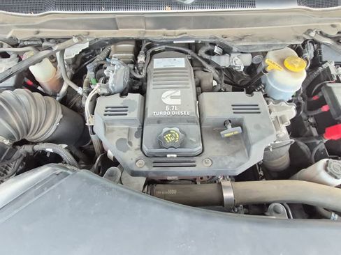 Used 2022 RAM 3500 Laramie AWD/4WD image 19