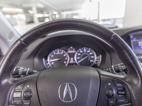 Used 2017 Acura MDX SH-AWD w/ Technology Package image 13
