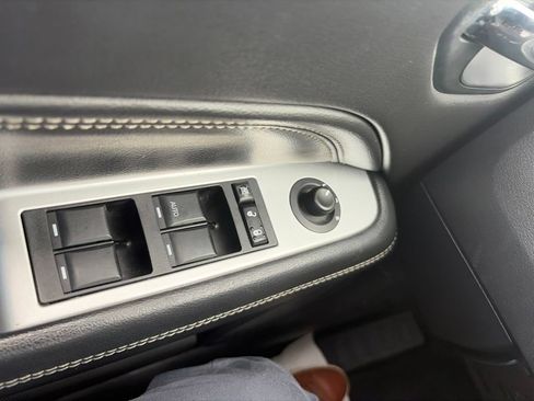 Used 2014 Jeep Compass Latitude FWD image 29