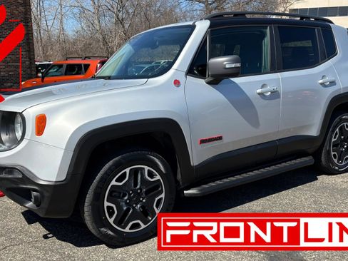 Used 2016 Jeep Renegade Trailhawk AWD/4WD image 1