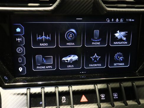 Used 2023 Lamborghini Urus Performante image 39